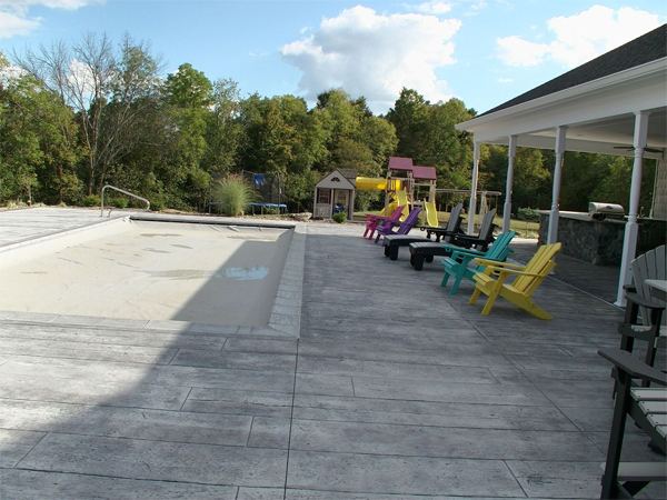 Inground fiberglass swimming pool in a Central Ohio backyard by The Pool People of Ohio
