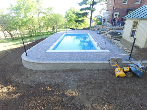 Inground fiberglass swimming pool installed by The Pool People of Ohio