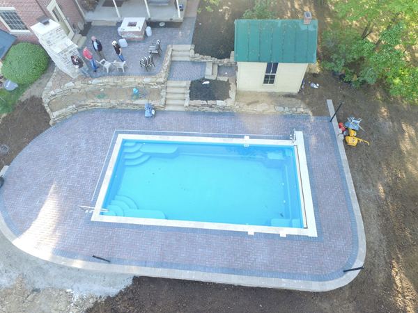 Inground fiberglass swimming pool installed by The Pool People of Ohio