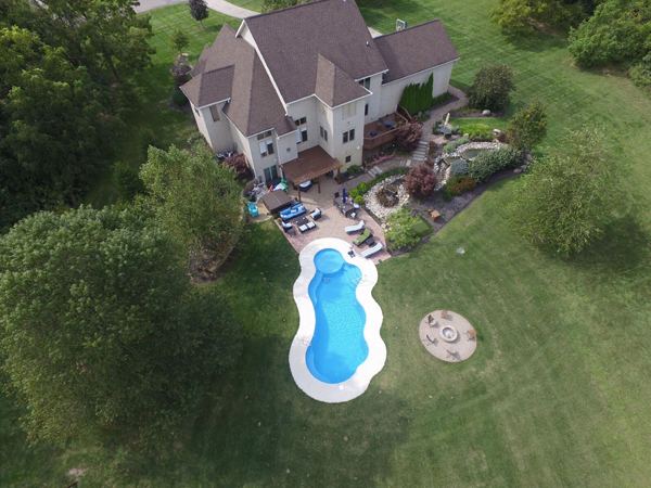 Inground fiberglass swimming pool installed by The Pool People of Ohio