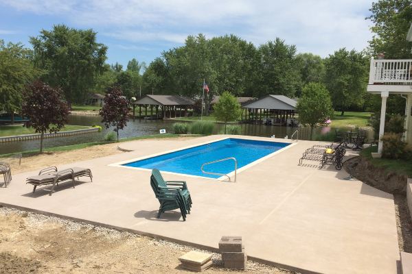 Inground fiberglass swimming pool installed by The Pool People of Ohio