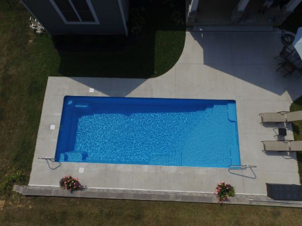 Inground fiberglass swimming pool installed by The Pool People of Ohio