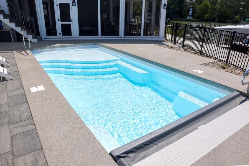 Inground fiberglass swimming pool installed by The Pool People of Ohio