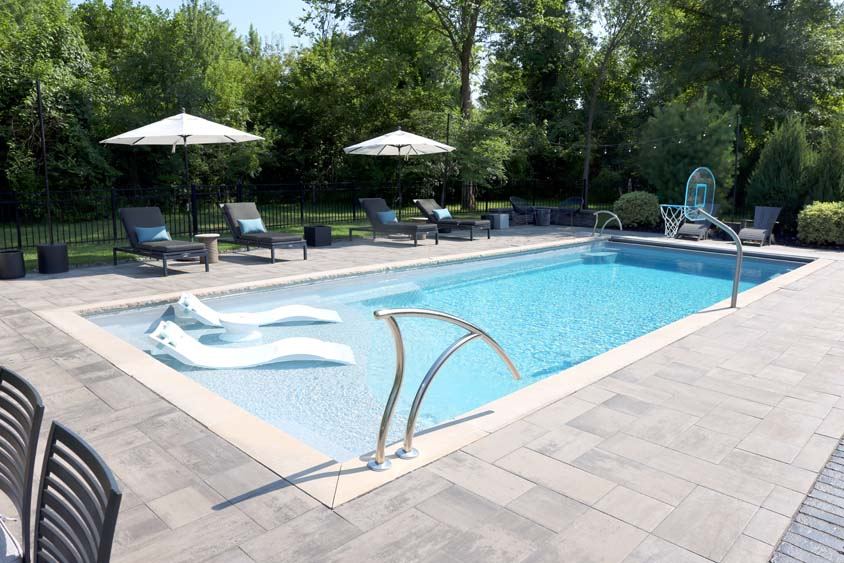 Inground fiberglass swimming pool installed by The Pool People of Ohio