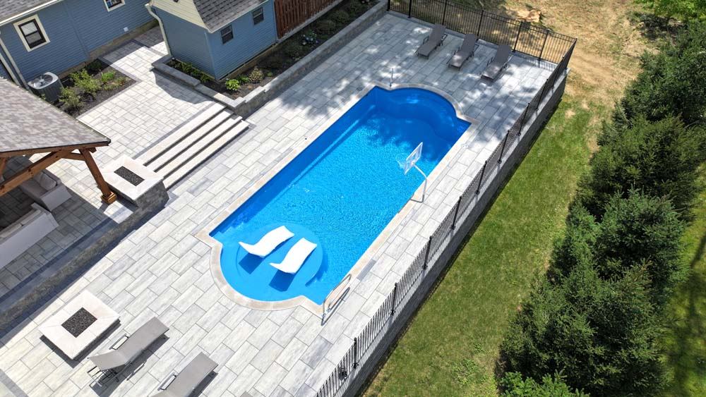 Inground fiberglass swimming pool installed by The Pool People of Ohio