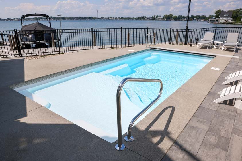 Inground fiberglass swimming pool installed by The Pool People of Ohio