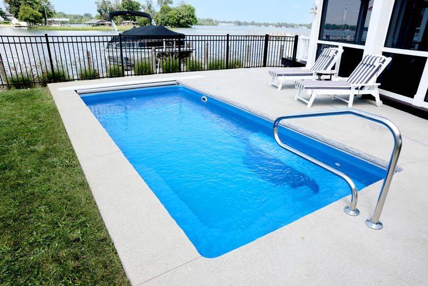 Inground fiberglass swimming pool installed by The Pool People of Ohio