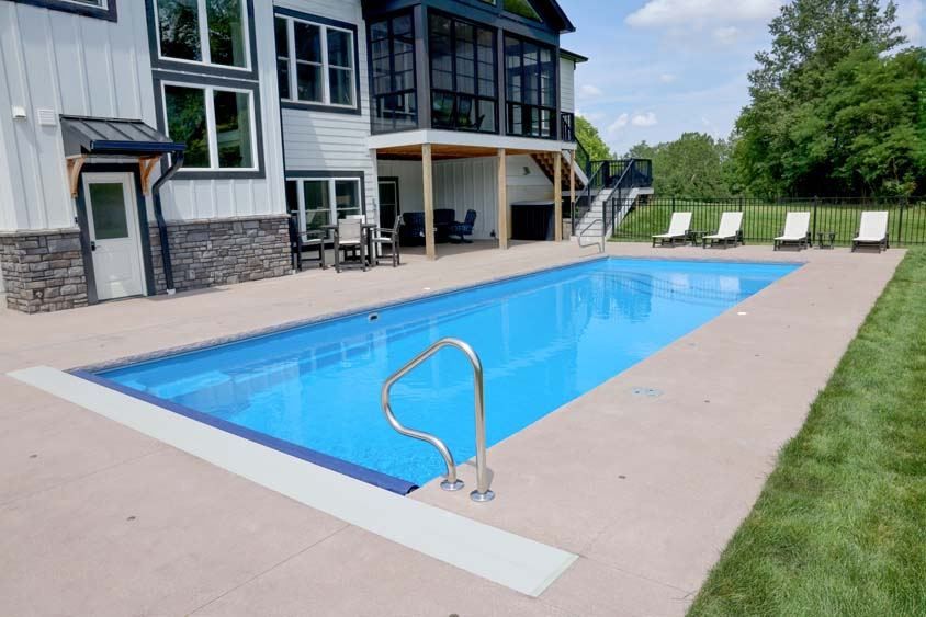 Inground fiberglass swimming pool installed by The Pool People of Ohio